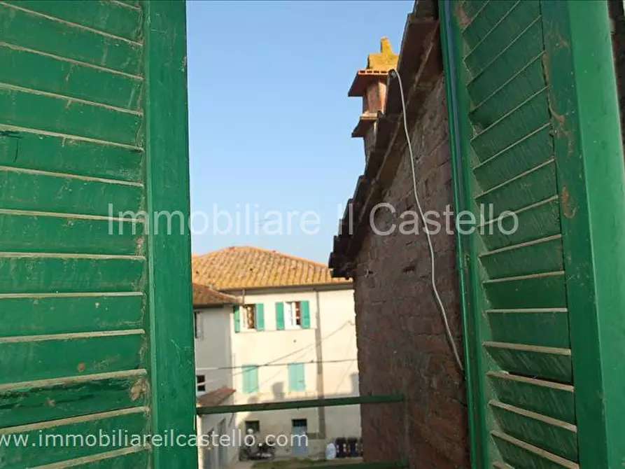Immagine 2 di Villetta a schiera in vendita  a Castiglione Del Lago