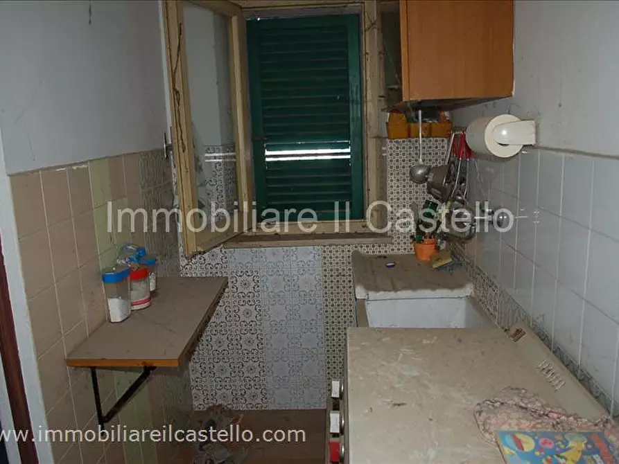 Immagine 5 di Villetta a schiera in vendita  a Castiglione Del Lago