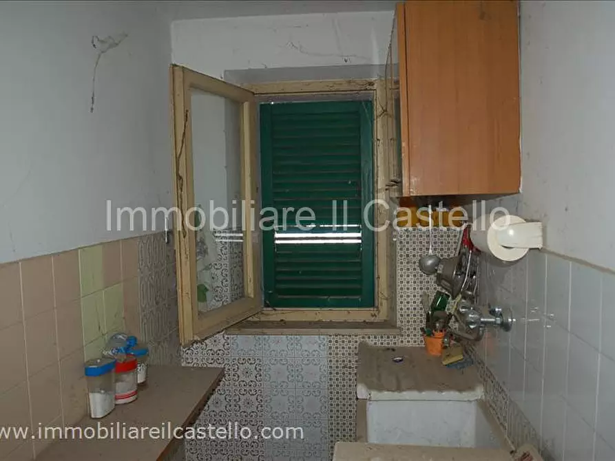 Immagine 6 di Villetta a schiera in vendita  a Castiglione Del Lago