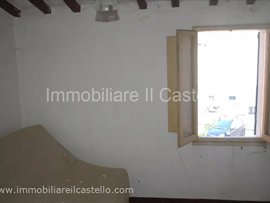 Immagine 8 di Villetta a schiera in vendita  a Castiglione Del Lago