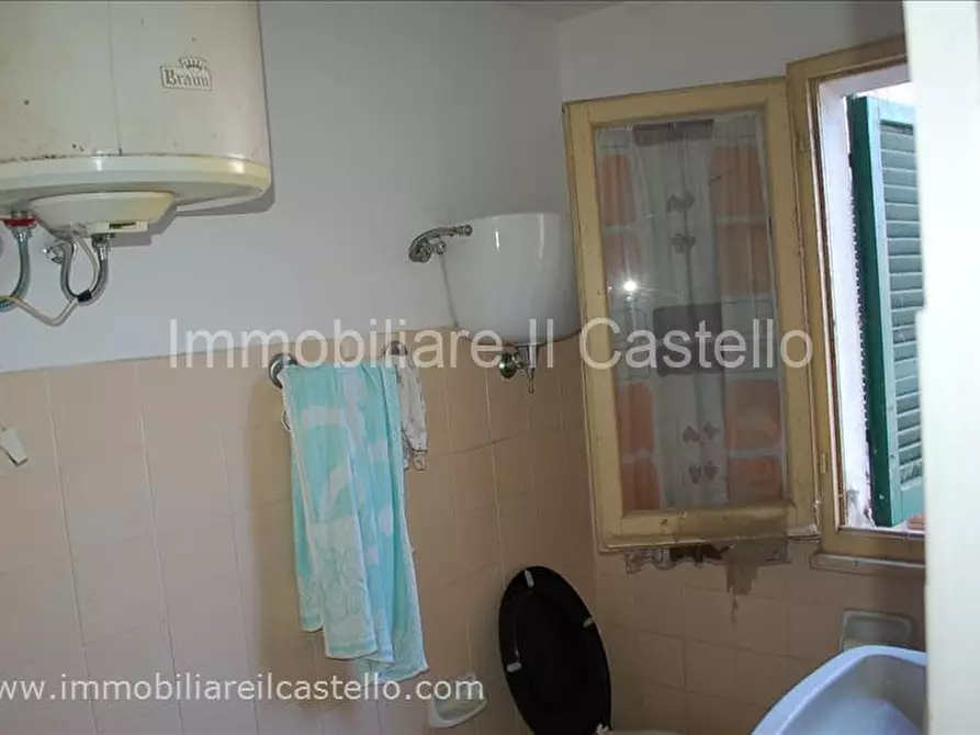 Immagine 9 di Villetta a schiera in vendita  a Castiglione Del Lago