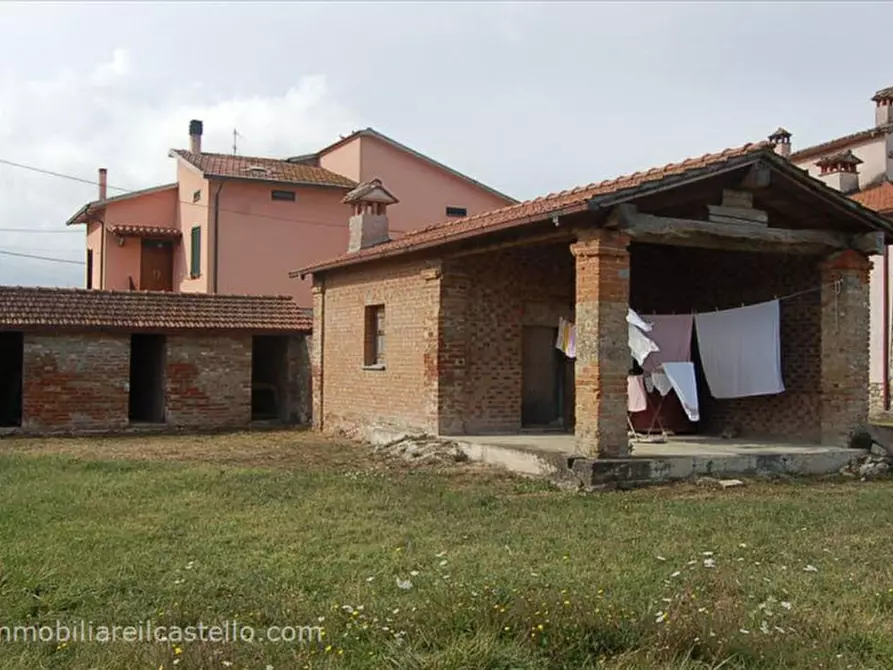 Immagine 3 di Villetta a schiera in vendita  in Loc. Palazzetta a Castiglione Del Lago