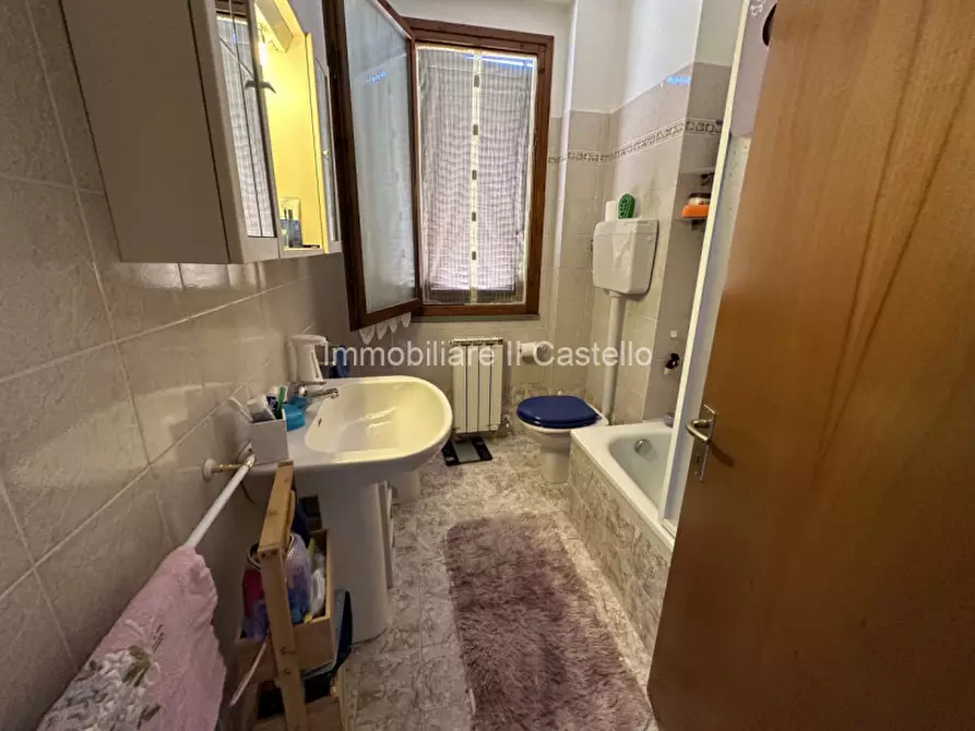 Immagine 20 di Appartamento in vendita  in Via Piemonte, 66-86 a Castiglione Del Lago