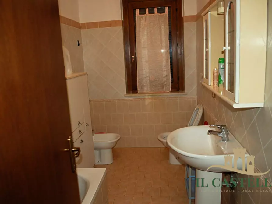 Immagine 10 di Appartamento in vendita  in Viale della Repubblica a Panicale