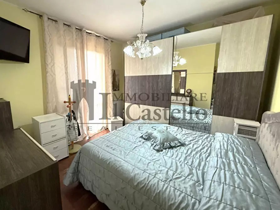 Immagine 11 di Appartamento in vendita  in Via Giosuè Carducci a Castiglione Del Lago