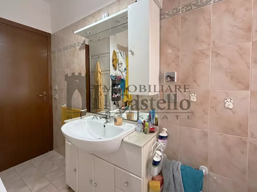 Immagine 15 di Appartamento in vendita  in Via Giosuè Carducci a Castiglione Del Lago