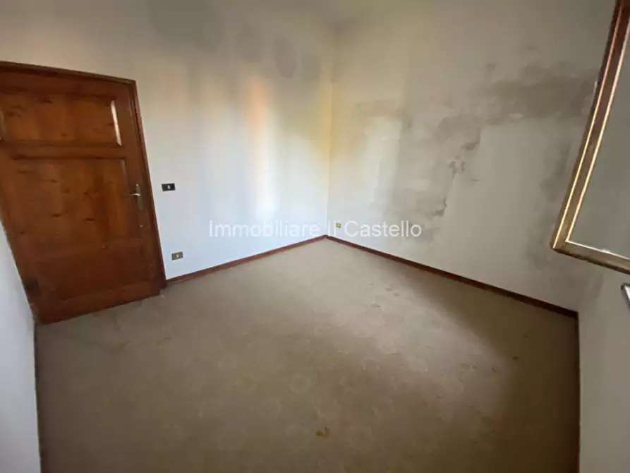 Immagine 6 di Appartamento in vendita  in via dei partigiani a Castiglione Del Lago