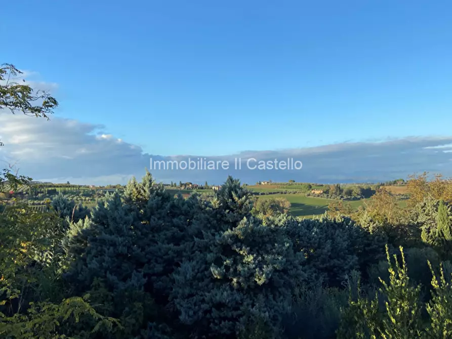 Immagine 8 di Appartamento in vendita  in via dei partigiani a Castiglione Del Lago