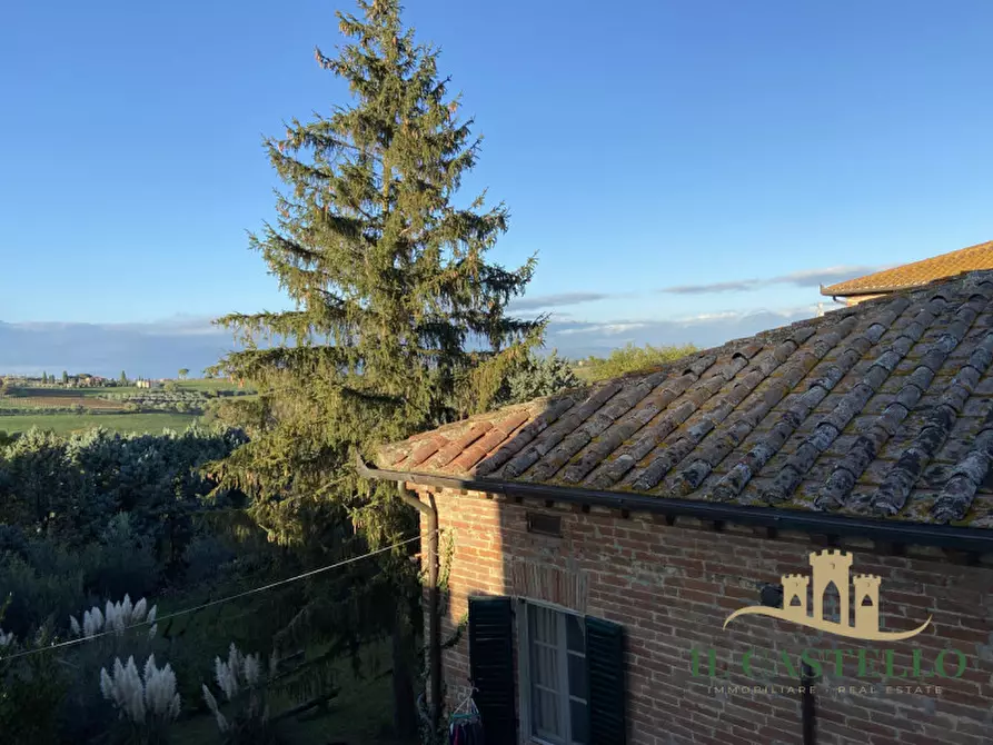 Immagine 9 di Appartamento in vendita  in via dei partigiani a Castiglione Del Lago