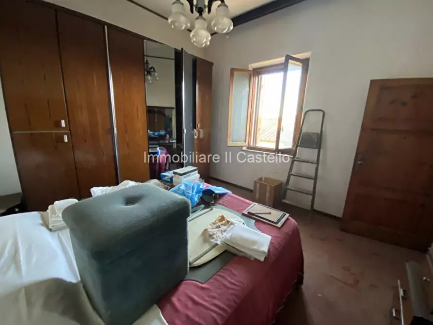 Immagine 11 di Appartamento in vendita  in via dei partigiani a Castiglione Del Lago