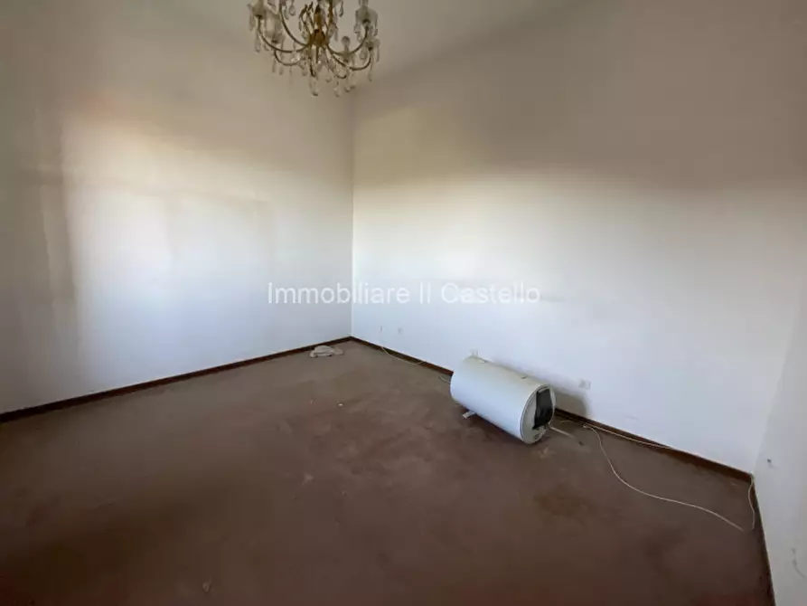 Immagine 12 di Appartamento in vendita  in via dei partigiani a Castiglione Del Lago