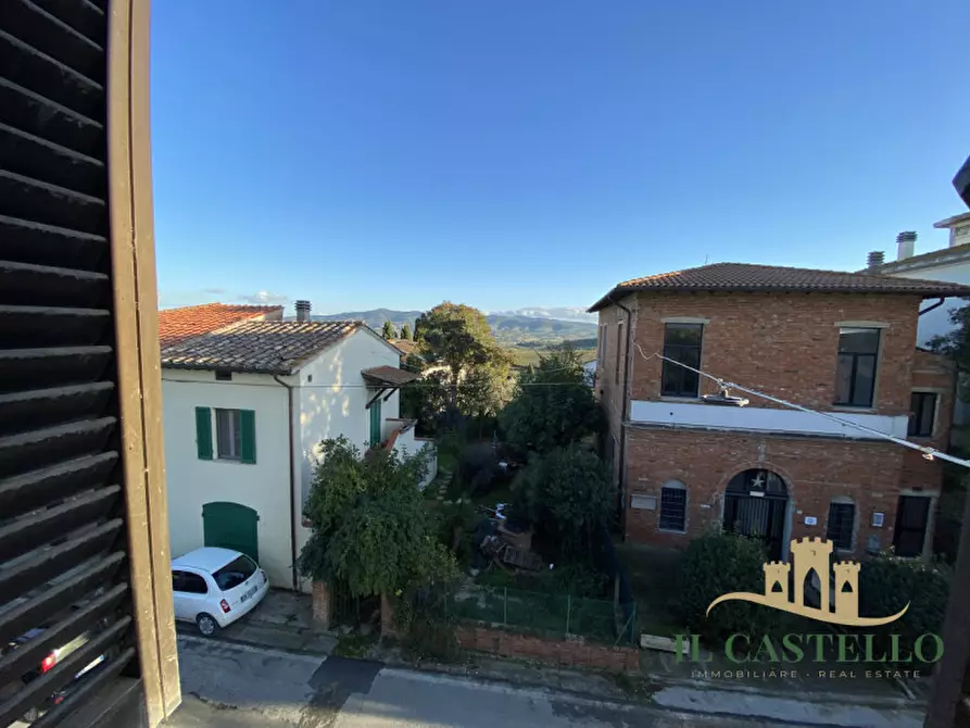 Immagine 13 di Appartamento in vendita  in via dei partigiani a Castiglione Del Lago