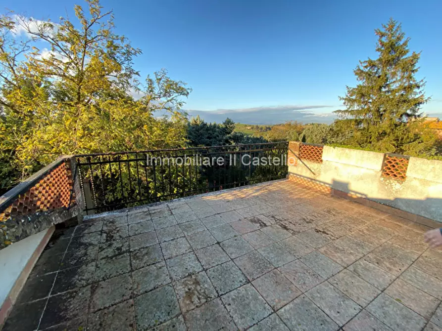 Immagine 17 di Appartamento in vendita  in via dei partigiani a Castiglione Del Lago