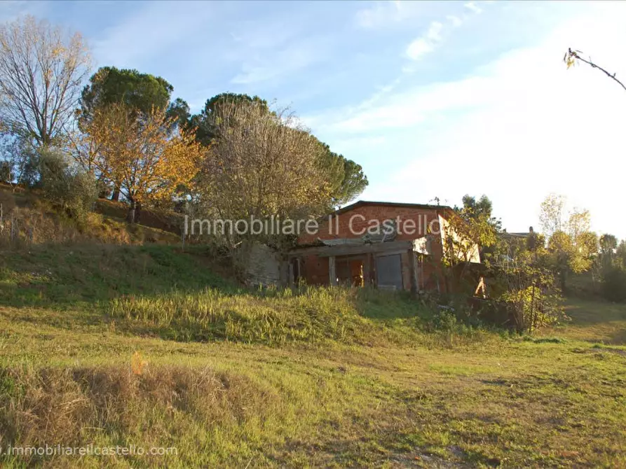 Immagine 8 di Terreno in vendita  in la villa a Castiglione Del Lago