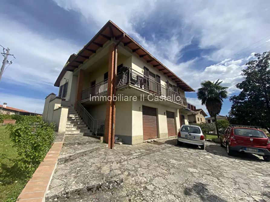 Immagine 7 di Casa indipendente in vendita  a Chiusi