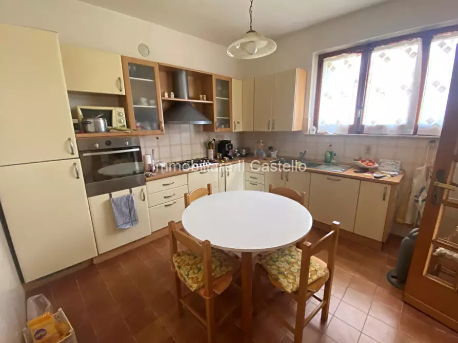 Immagine 34 di Casa indipendente in vendita  a Chiusi