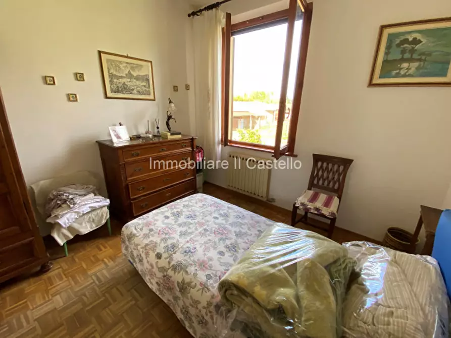 Immagine 43 di Casa indipendente in vendita  a Chiusi