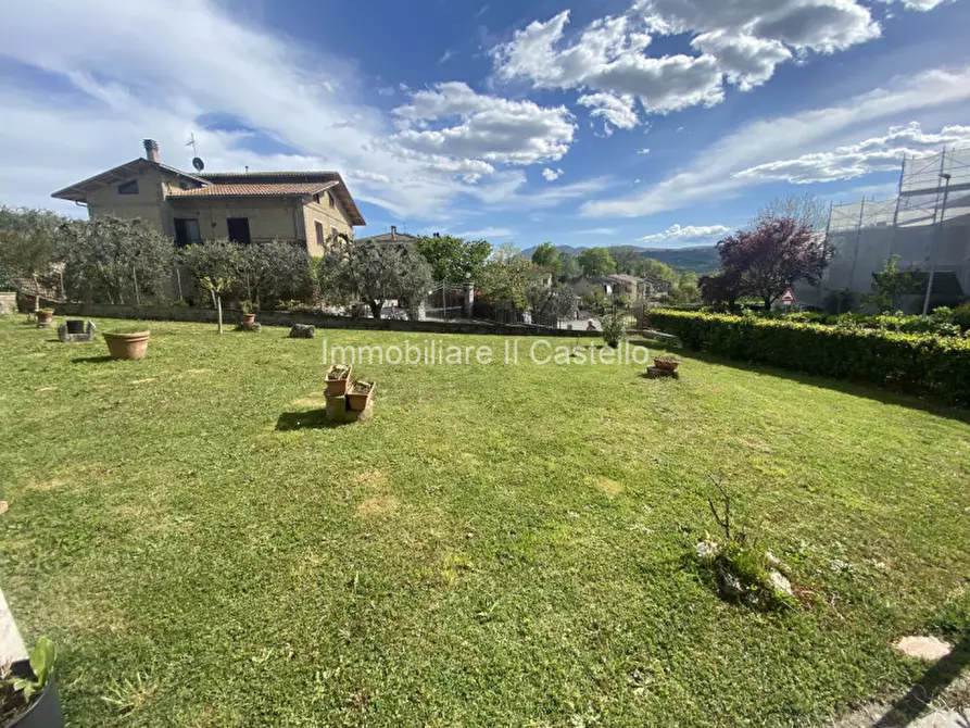 Immagine 50 di Casa indipendente in vendita  a Chiusi