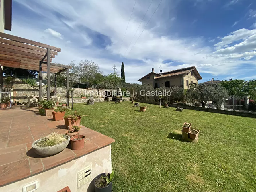 Immagine 51 di Casa indipendente in vendita  a Chiusi