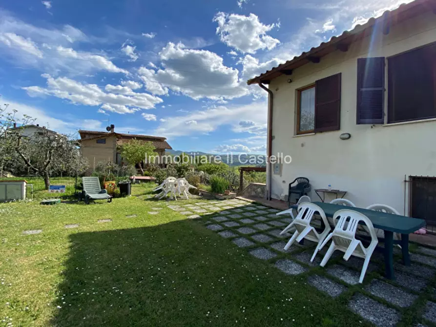 Immagine 58 di Casa indipendente in vendita  a Chiusi