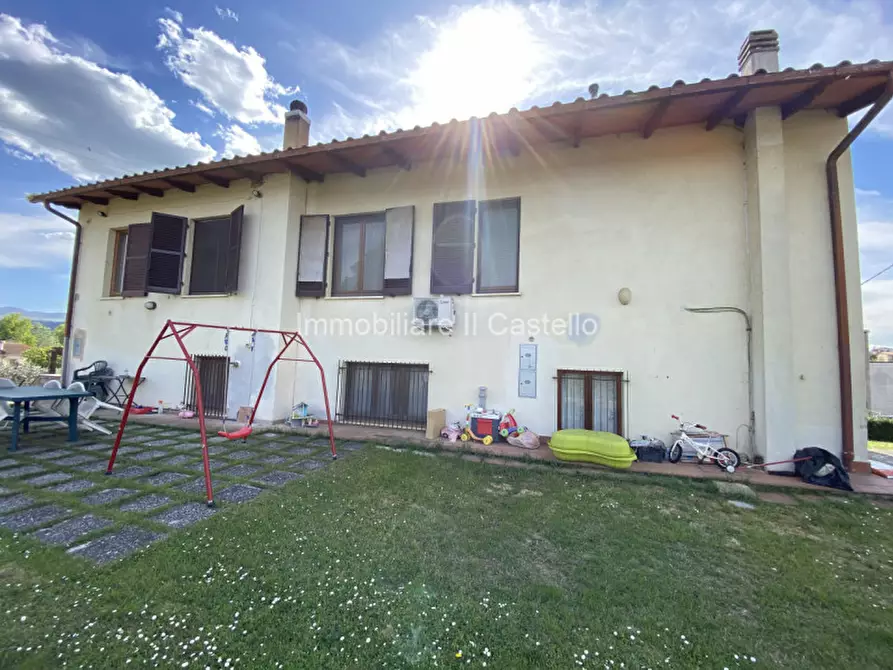 Immagine 59 di Casa indipendente in vendita  a Chiusi