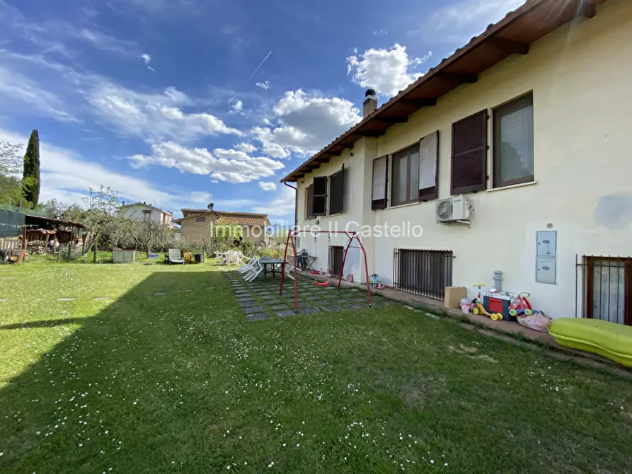 Immagine 60 di Casa indipendente in vendita  a Chiusi