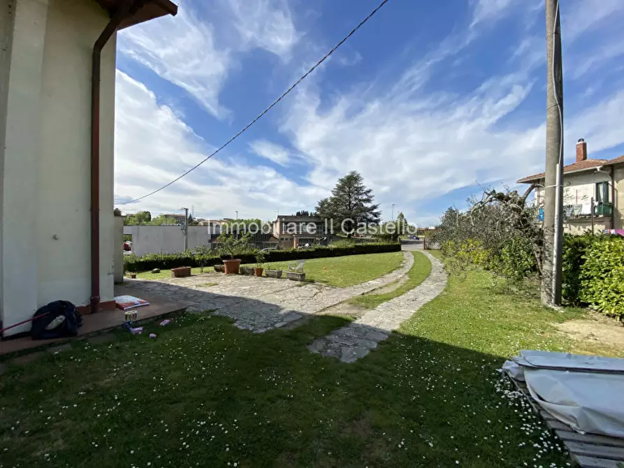 Immagine 61 di Casa indipendente in vendita  a Chiusi