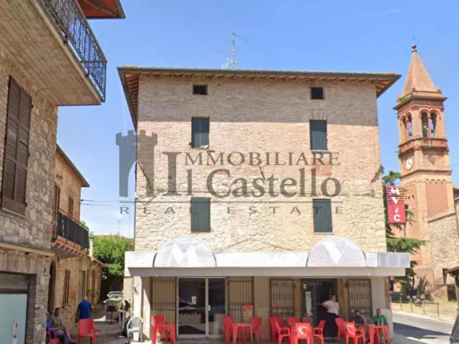 Immagine 2 di Villetta a schiera in vendita  a Castiglione Del Lago