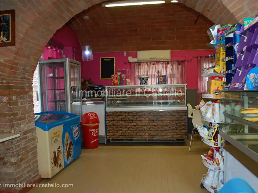 Immagine 2 di Villetta a schiera in vendita  a Castiglione Del Lago