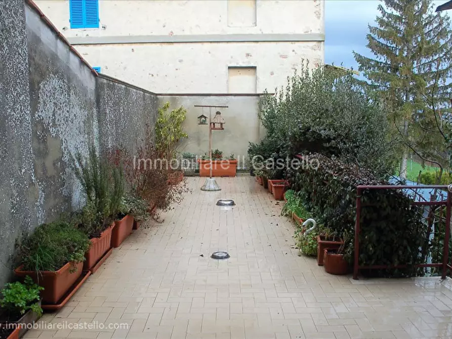 Immagine 3 di Villetta a schiera in vendita  a Castiglione Del Lago