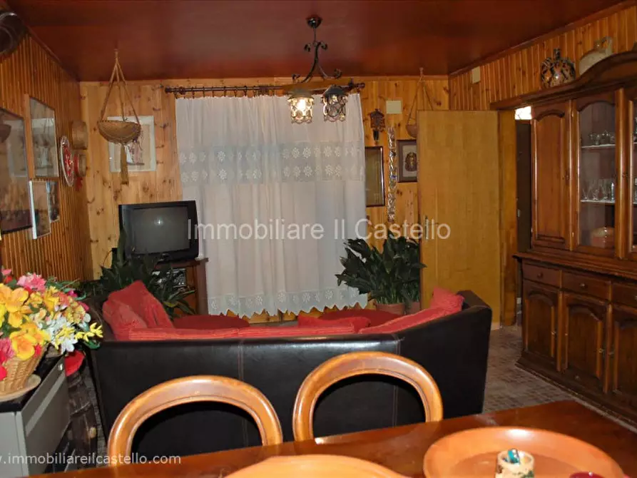 Immagine 16 di Villetta a schiera in vendita  a Castiglione Del Lago