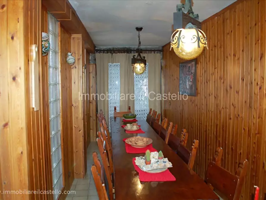 Immagine 18 di Villetta a schiera in vendita  a Castiglione Del Lago