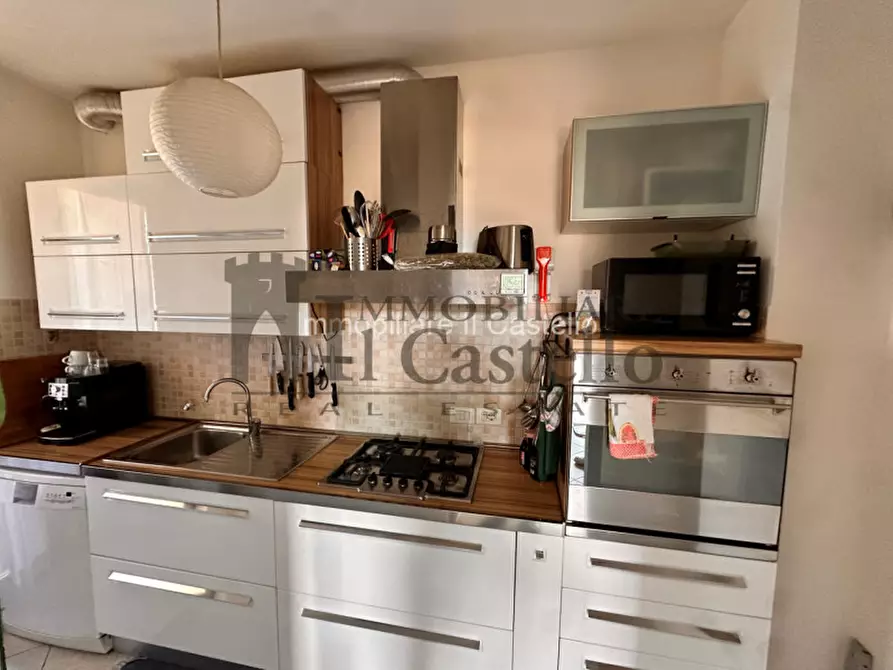 Immagine 4 di Appartamento in vendita  in Via Giuseppe Saragat a Castiglione Del Lago