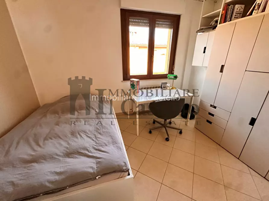 Immagine 9 di Appartamento in vendita  in Via Giuseppe Saragat a Castiglione Del Lago