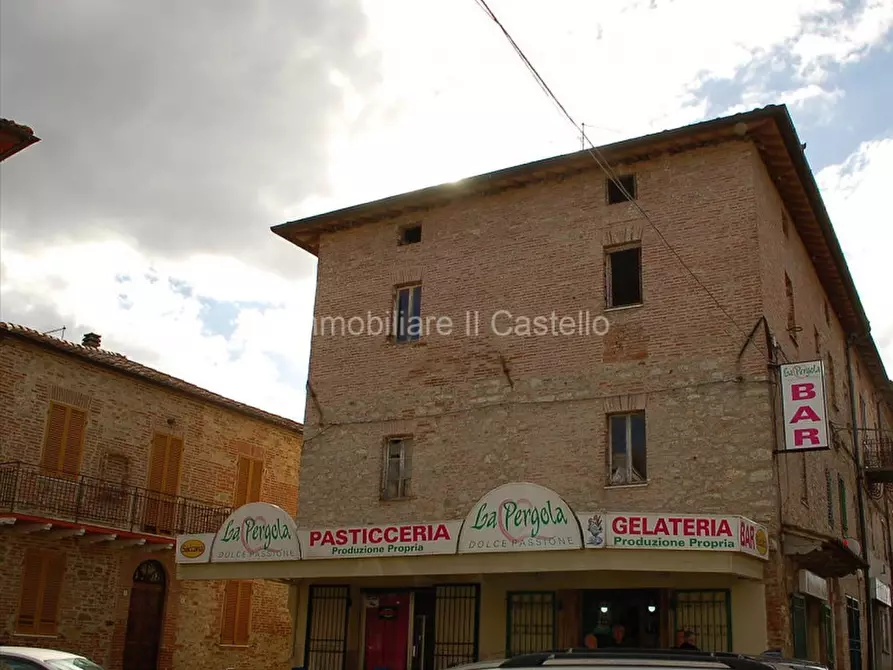 Immagine 1 di Villetta a schiera in vendita  a Castiglione Del Lago