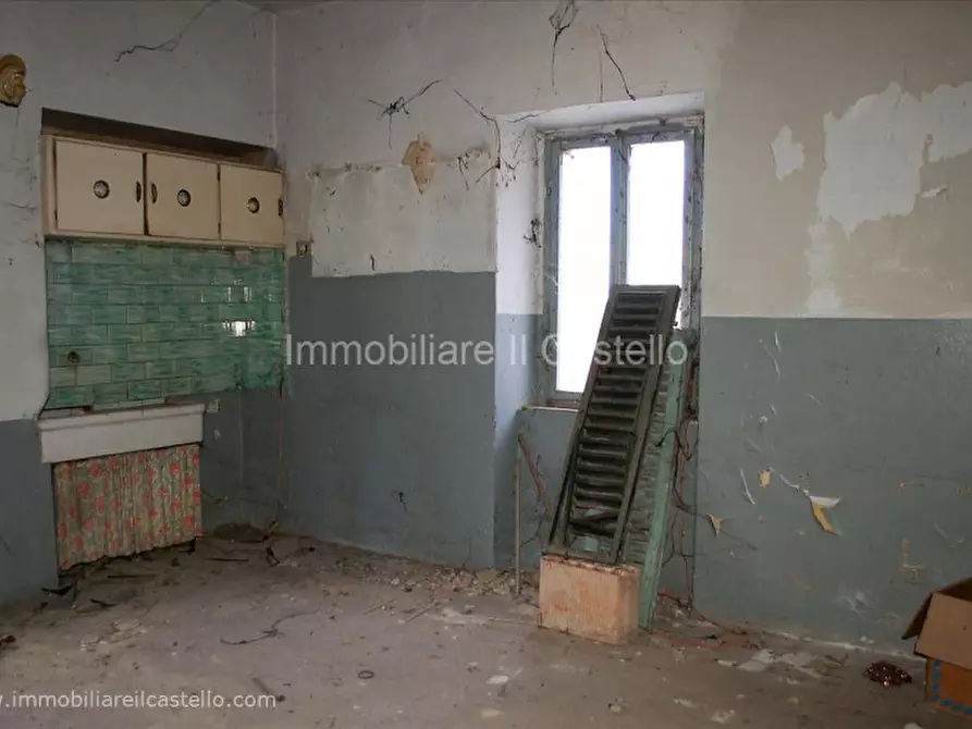 Immagine 5 di Villetta a schiera in vendita  a Castiglione Del Lago