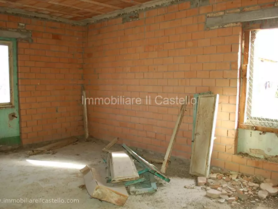 Immagine 12 di Villetta a schiera in vendita  a Castiglione Del Lago