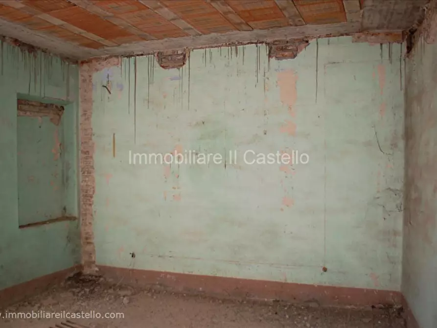 Immagine 14 di Villetta a schiera in vendita  a Castiglione Del Lago