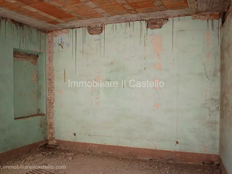 Immagine 15 di Villetta a schiera in vendita  a Castiglione Del Lago