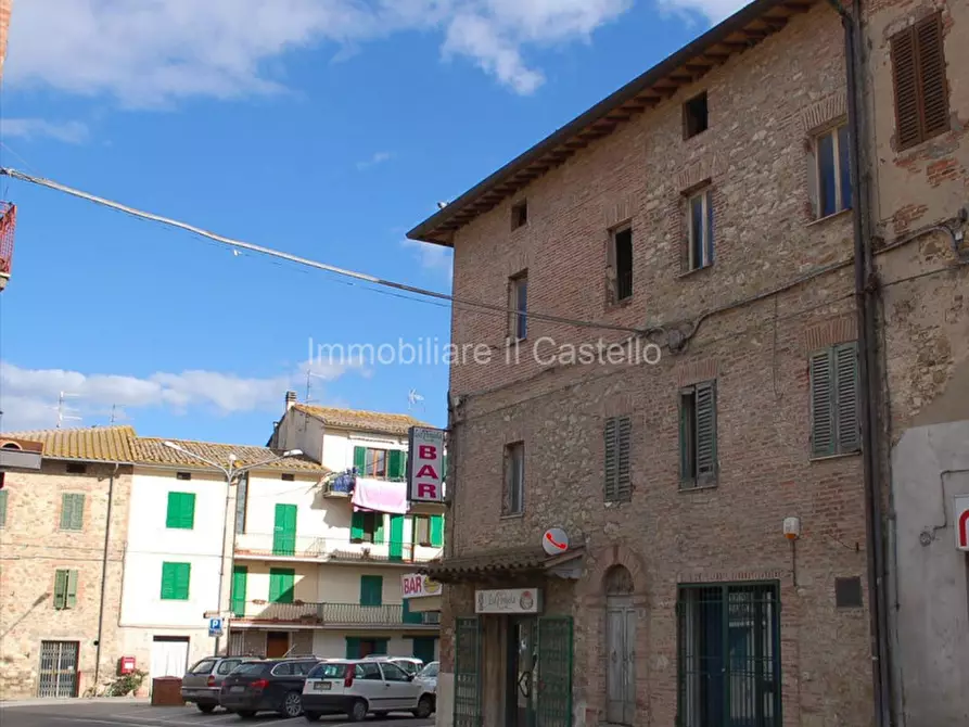 Immagine 18 di Villetta a schiera in vendita  a Castiglione Del Lago