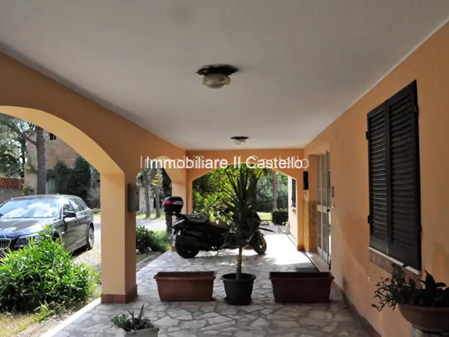 Immagine 27 di Villa in vendita  in via soccorso a Castiglione Del Lago