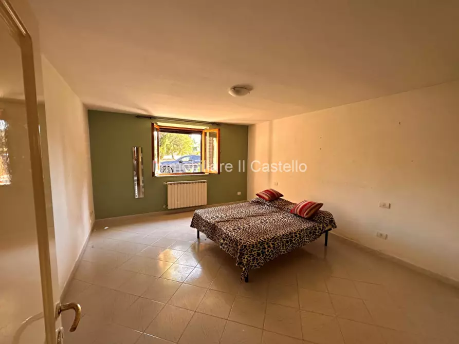 Immagine 46 di Villa in vendita  in via soccorso a Castiglione Del Lago