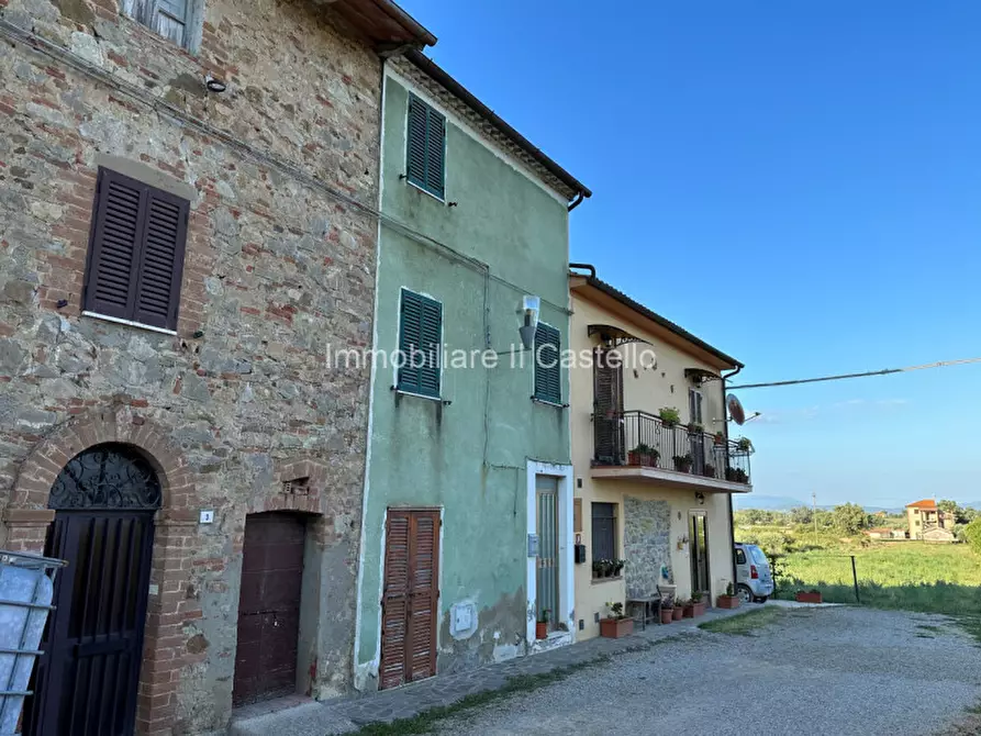 Immagine 2 di Villetta a schiera in vendita  in Località Poggetto, 10 a Castiglione Del Lago