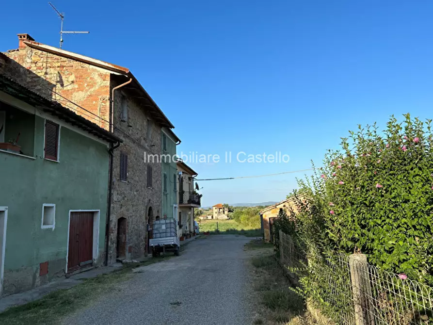 Immagine 3 di Villetta a schiera in vendita  in Località Poggetto, 10 a Castiglione Del Lago