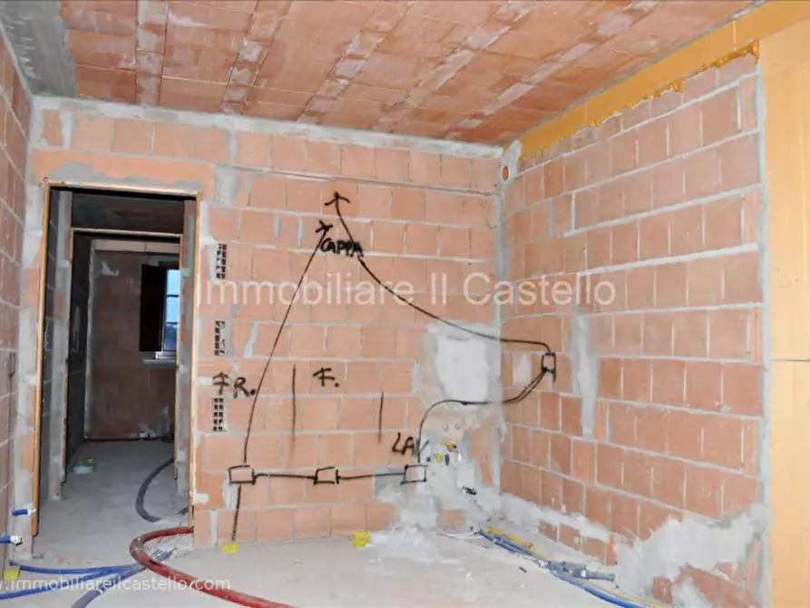 Immagine 2 di Appartamento in vendita  in Via Rasetti a Castiglione Del Lago