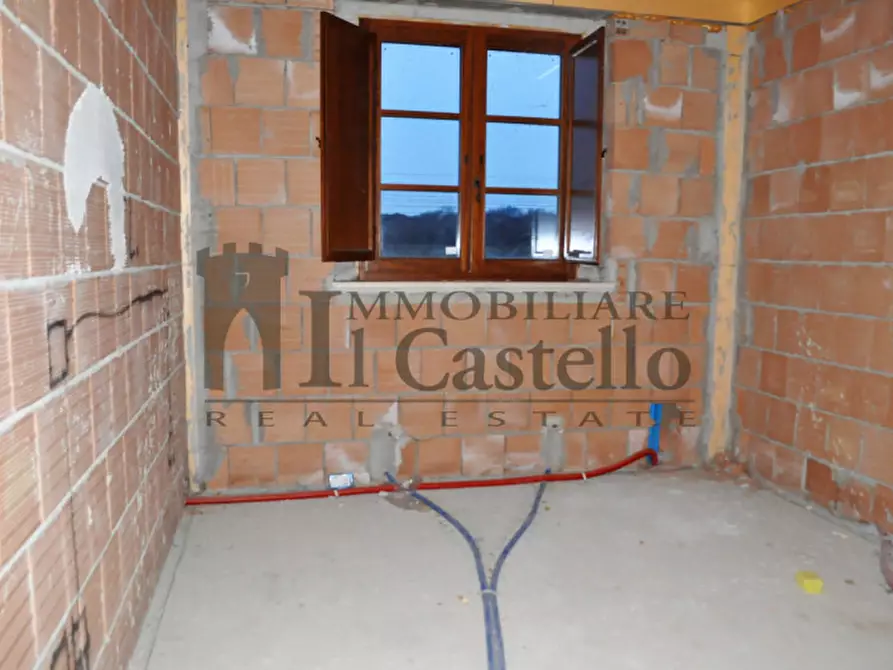 Immagine 5 di Appartamento in vendita  in ViA FERMI a Castiglione Del Lago