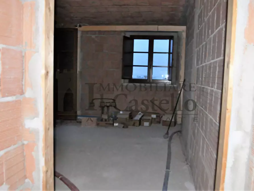 Immagine 6 di Appartamento in vendita  in ViA FERMI a Castiglione Del Lago