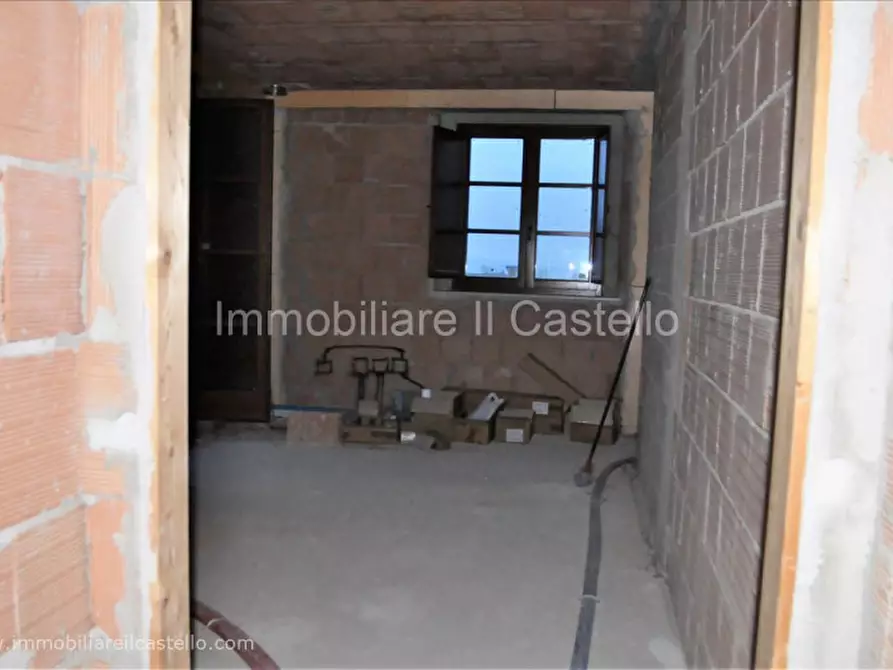 Immagine 6 di Appartamento in vendita  in Via Rasetti a Castiglione Del Lago