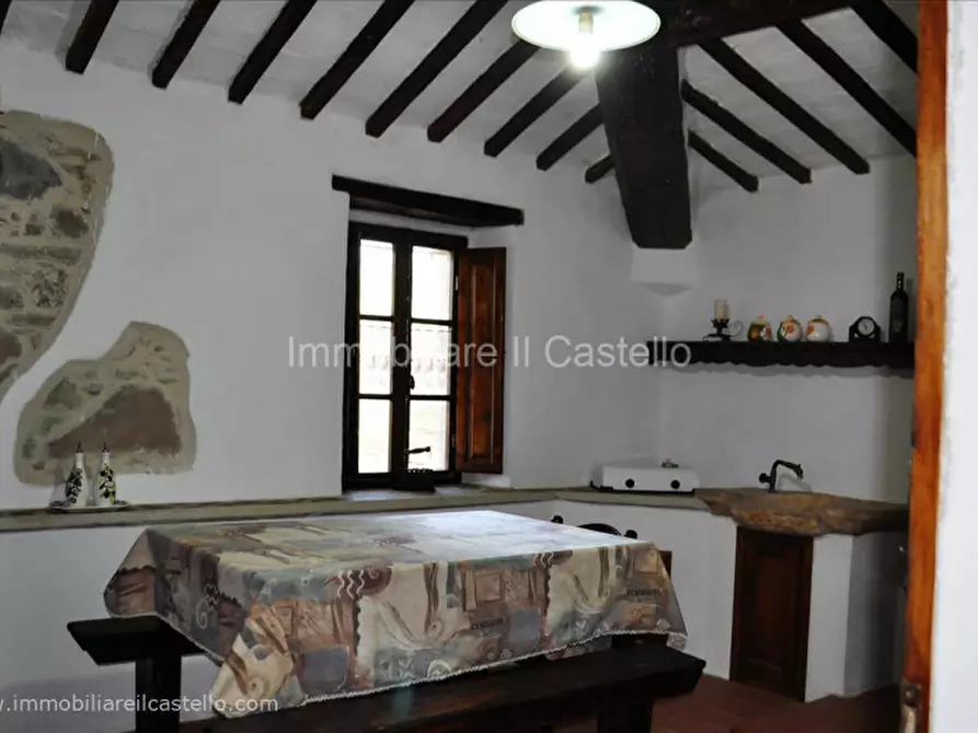 Immagine 10 di Villetta a schiera in vendita  in Vocabolo Le Balze a Paciano