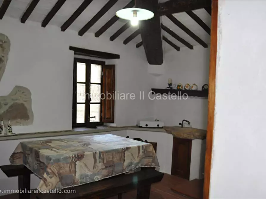 Immagine 11 di Villetta a schiera in vendita  in Vocabolo Le Balze a Paciano